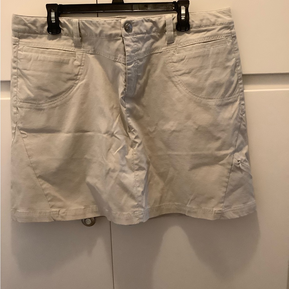 Women's Cream Skort